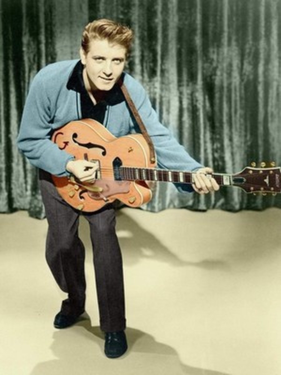 Rockabilly guitarist with a Gretsch 6120